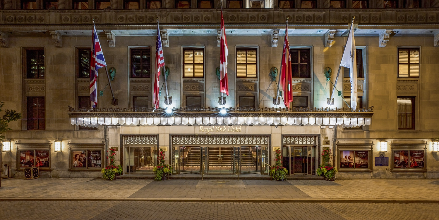 F.Royal_York_Exterior01